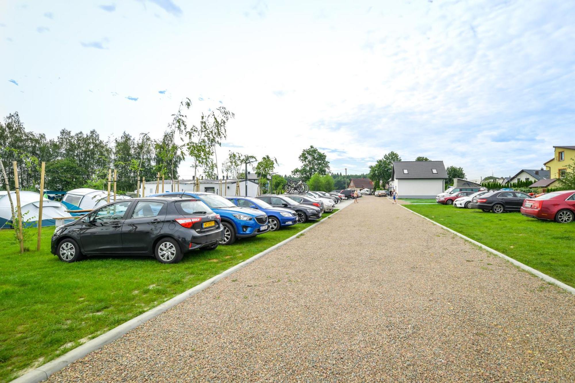 Kempingzator Apartamenty Exterior photo